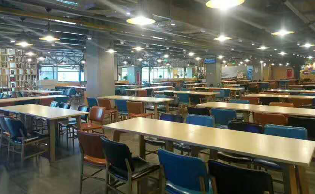 成都英特尔职工食堂日皮视频APP苹果下载设备图片，餐厅图