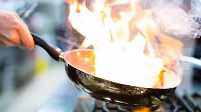 商用日皮视频APP苹果下载油烟危害图片