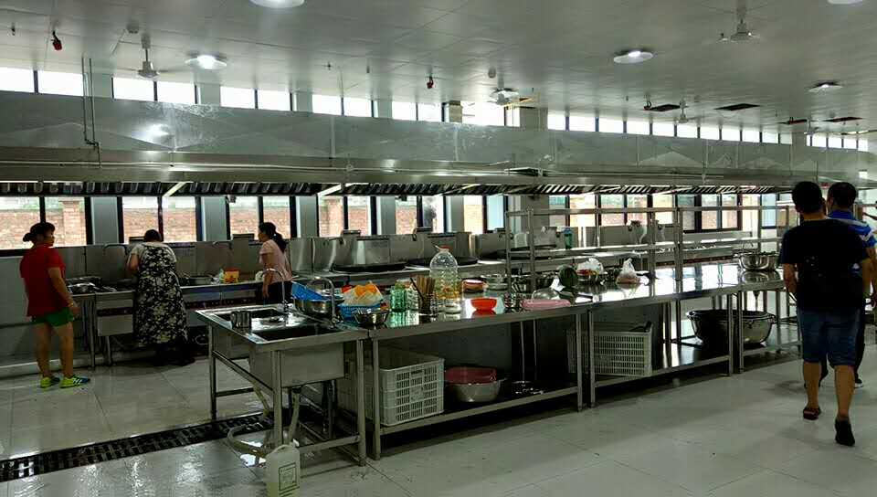 食堂日皮视频APP苹果下载设备1