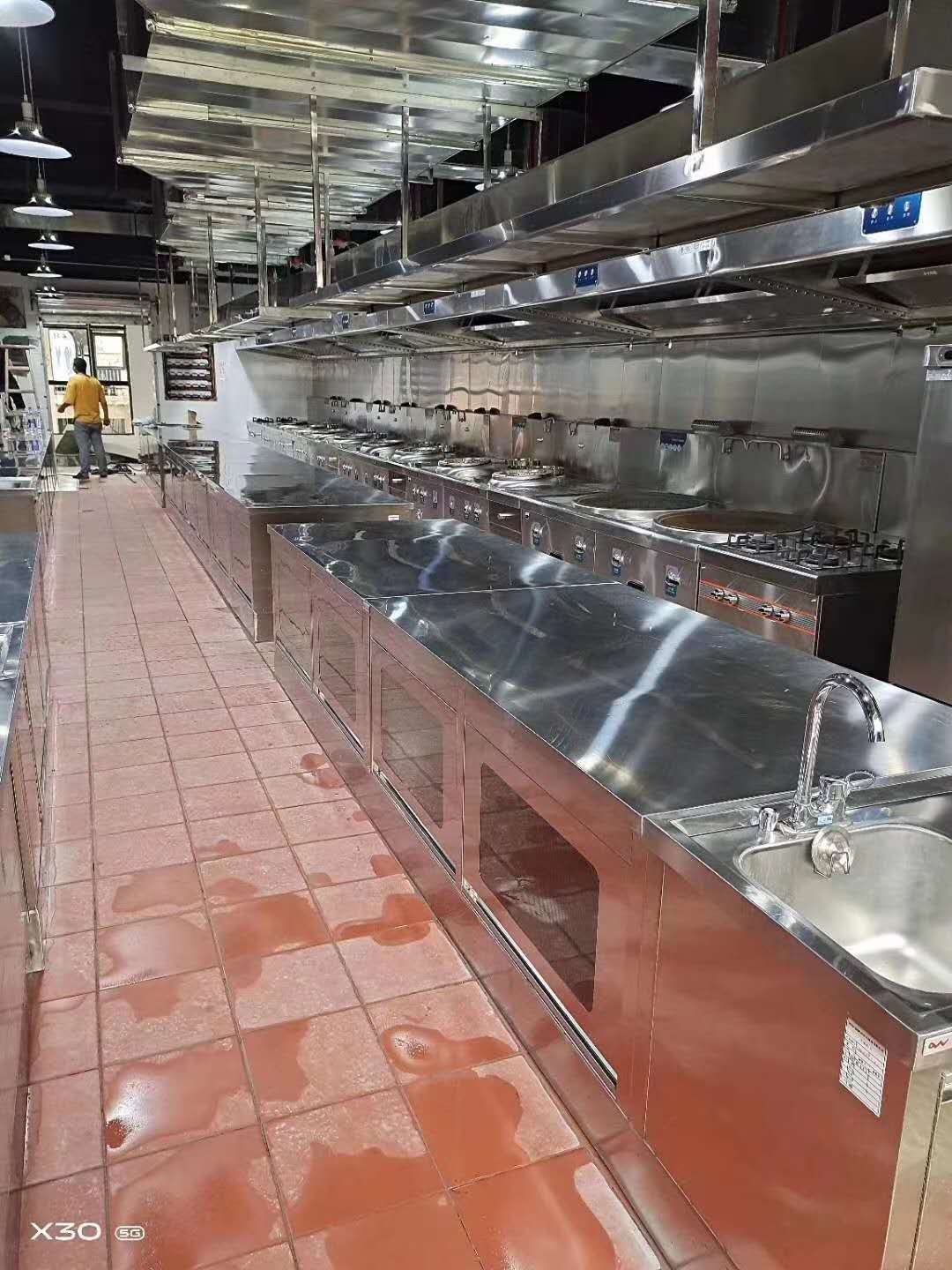 学校日皮视频APP苹果下载设备