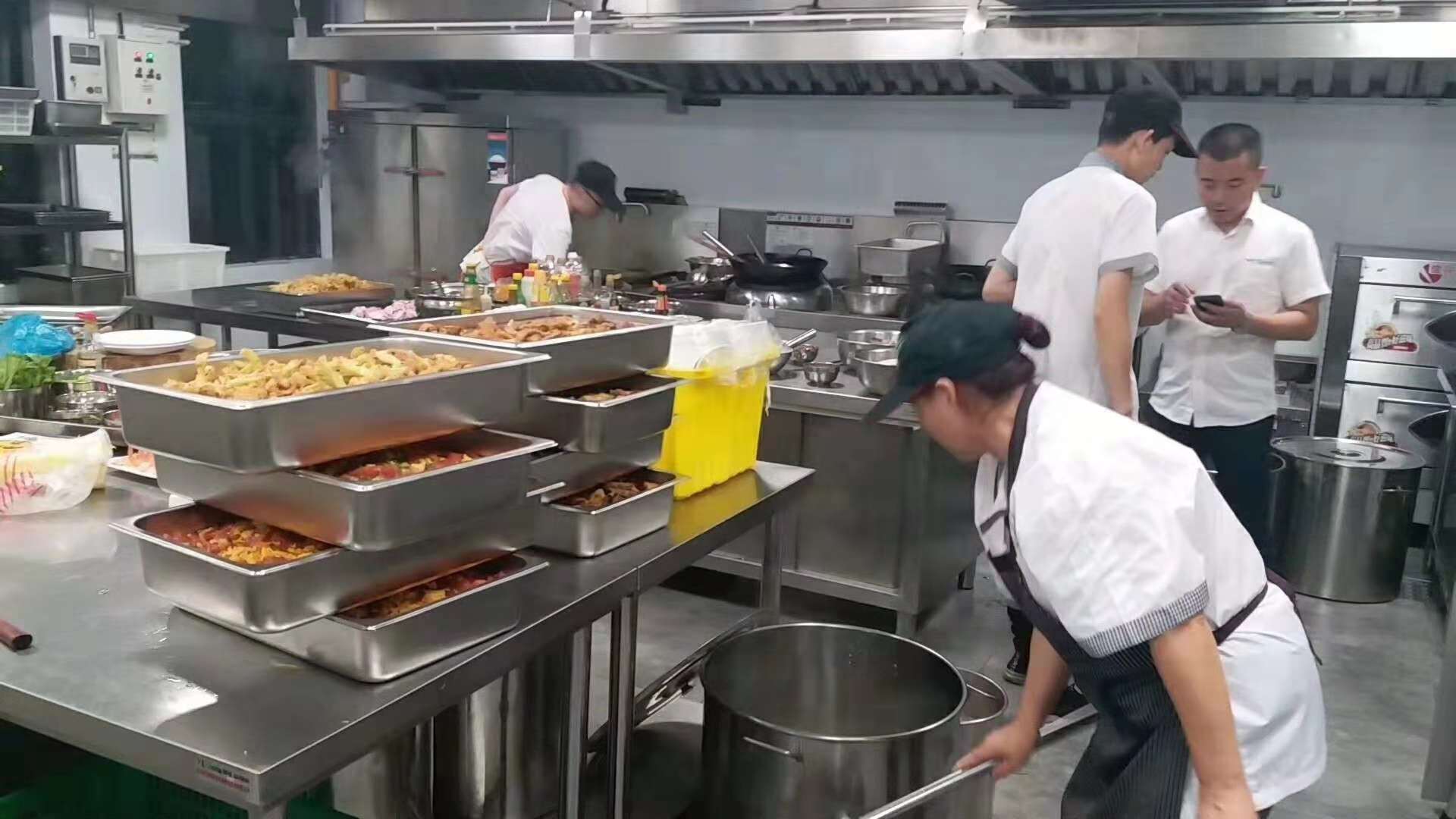 商用日皮视频APP苹果下载设备