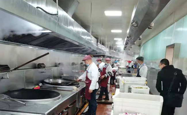 学校日皮视频APP苹果下载设备