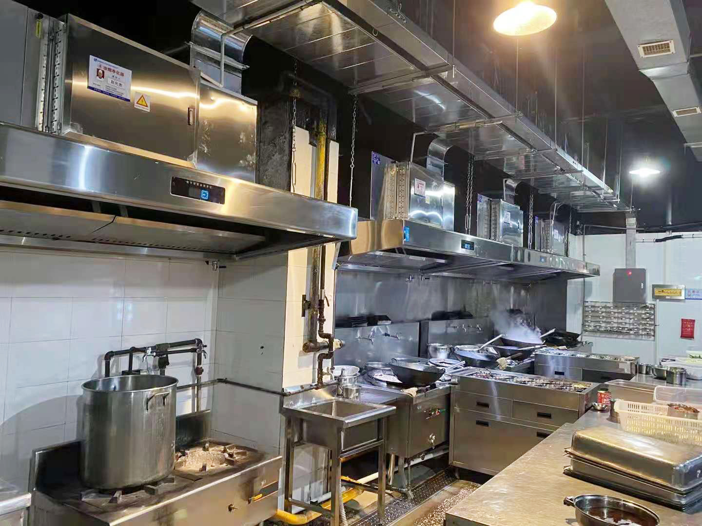 食堂日皮视频APP苹果下载设备