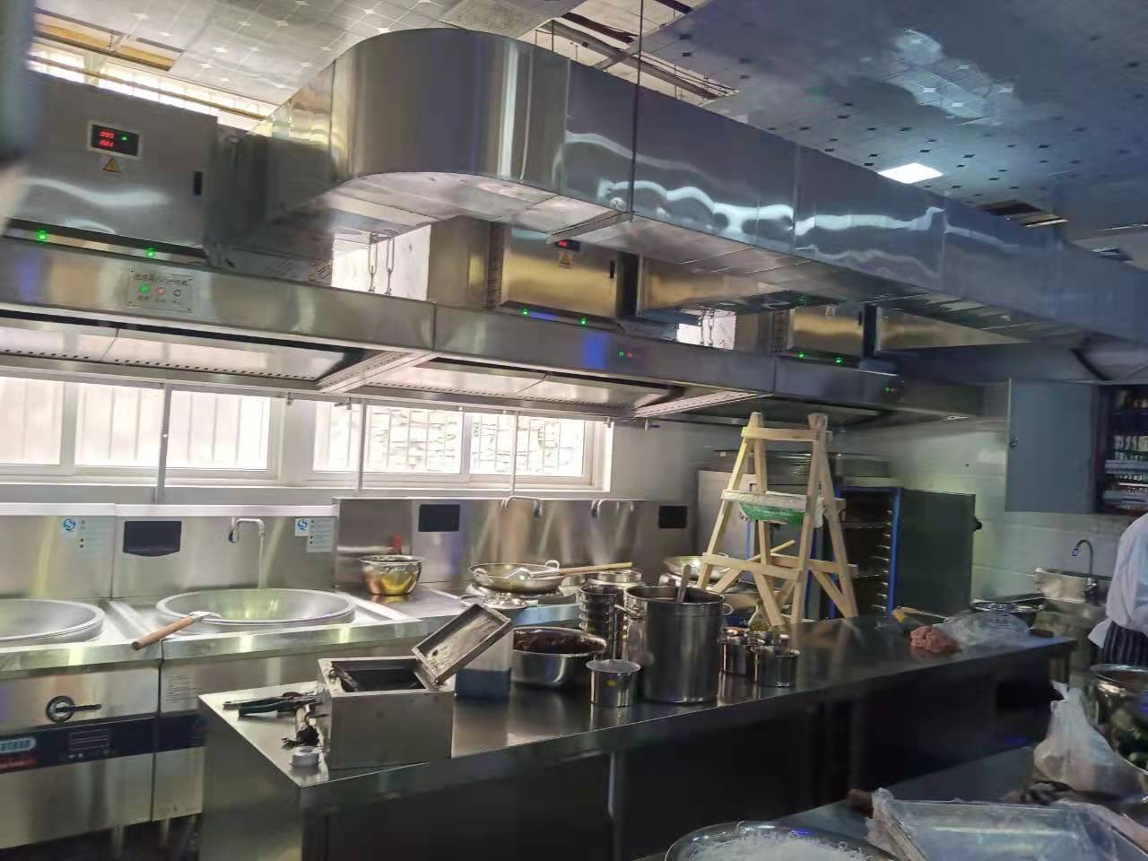 商用日皮视频APP苹果下载设备