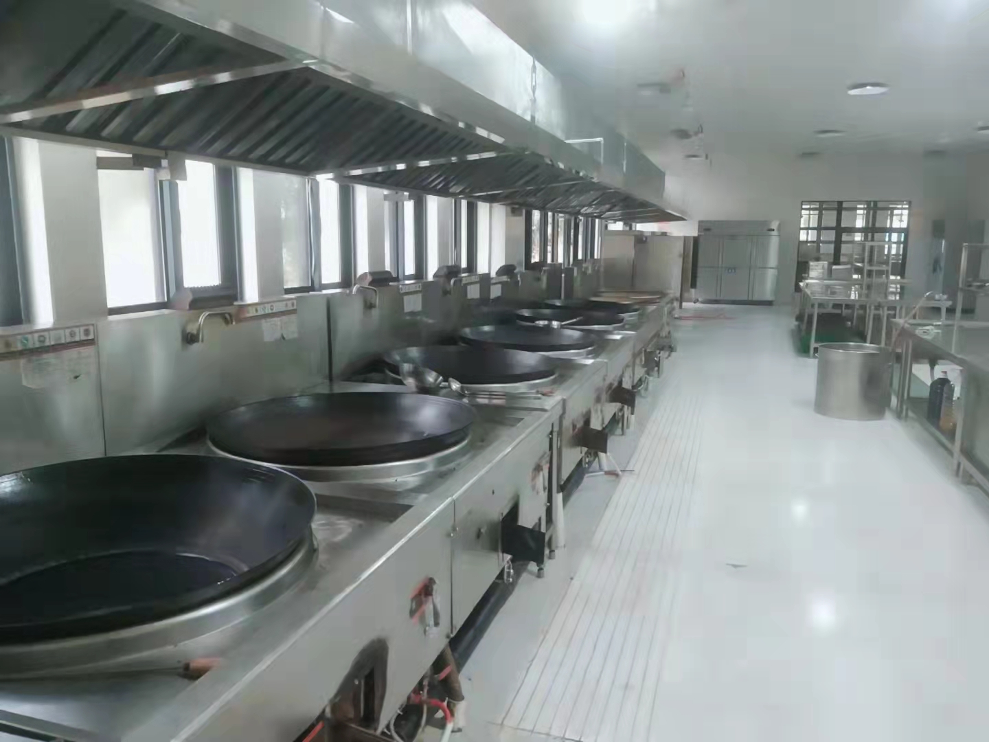 餐厅日皮视频APP苹果下载设备