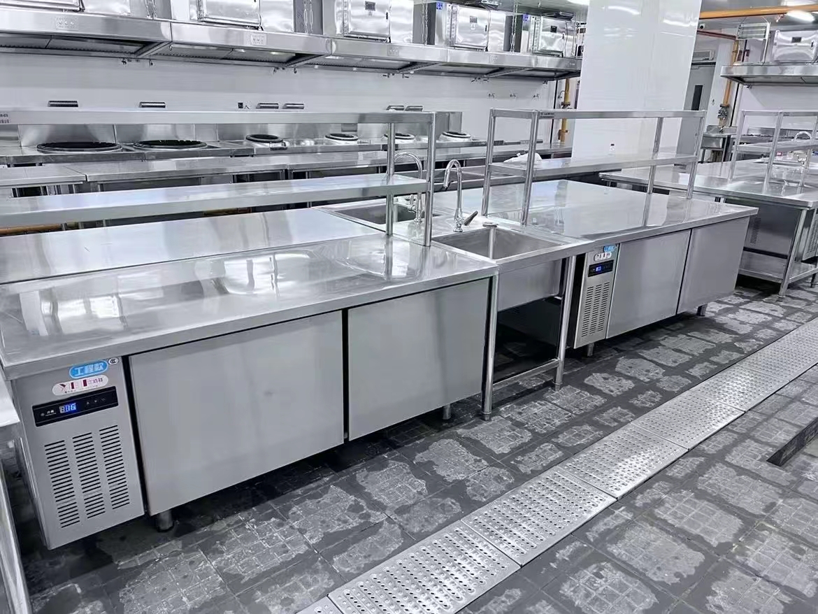 酒店日皮视频APP苹果下载设备