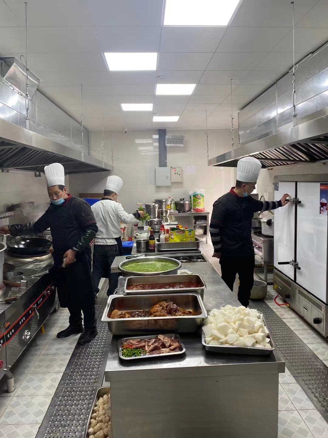 不锈钢日皮视频APP苹果下载设备