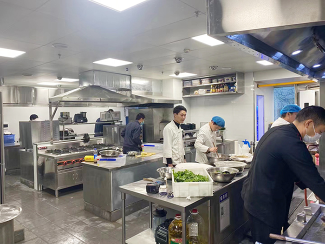 饭店日皮视频APP苹果下载设备