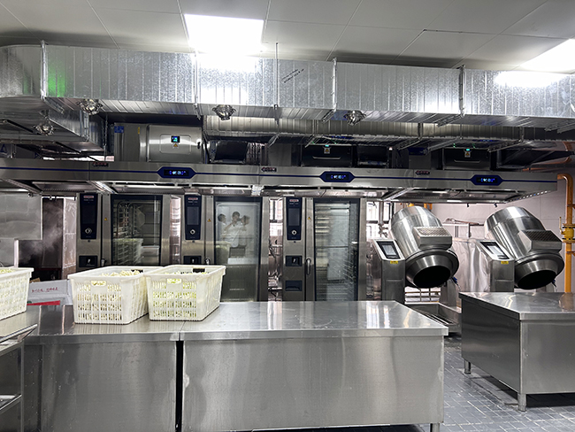 食堂日皮视频APP苹果下载设备