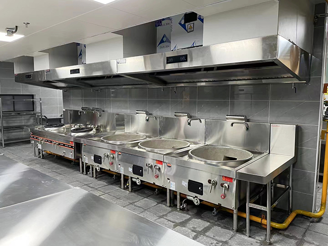 食堂日皮视频APP苹果下载设备