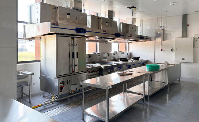 食堂日皮视频APP苹果下载设备