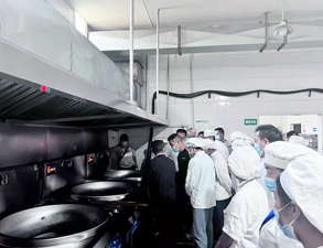 千人员工食堂日皮视频APP苹果下载设备项目